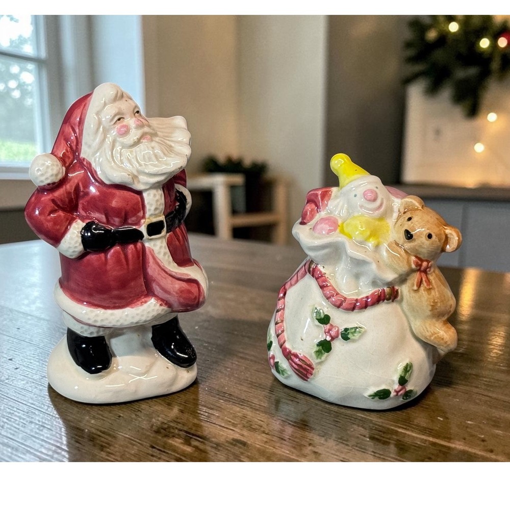 Fitz & Floyd Gifts From Santa Christmas Salt & Pepper Shaker Set Korea Vntg 80s